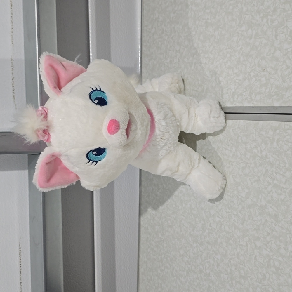 Disney Marie Kitty from‎ Aristocats Stuffed Animal 😍